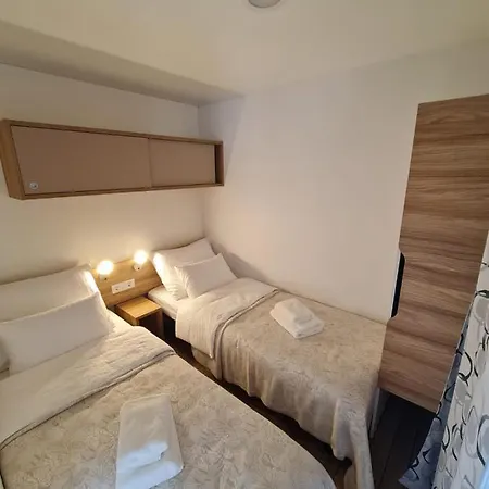 Mobile Dream , Camp Porton Biondi- Campsite *